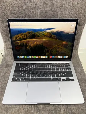 Laptop Apple MacBook Pro 2022 M2 8GB Apple M2 SSD 512GB