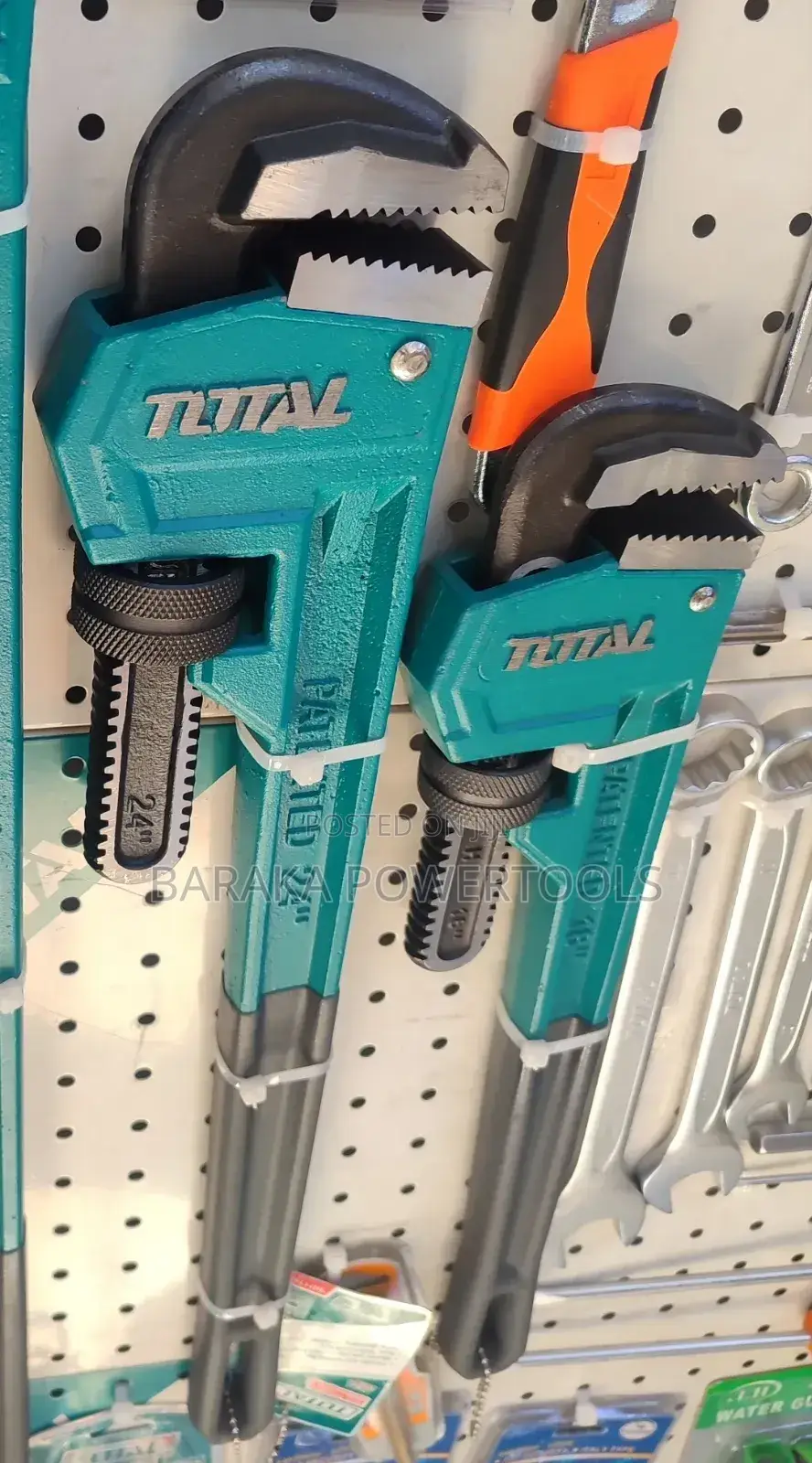 24" Pipe Wrench