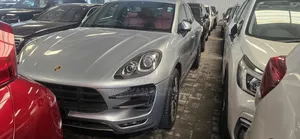 Porsche Macan 2019 Silver