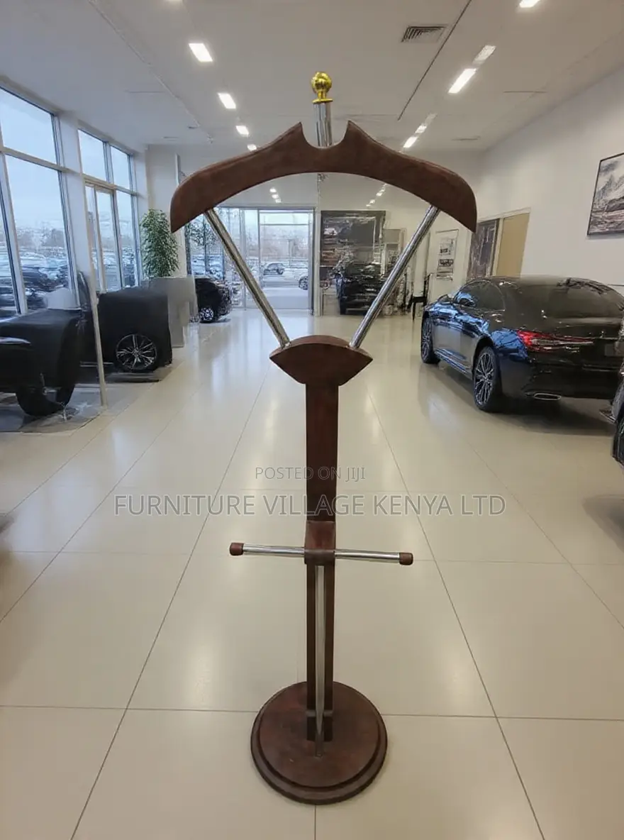 Executive Advanced Mahogany Coat Hanger