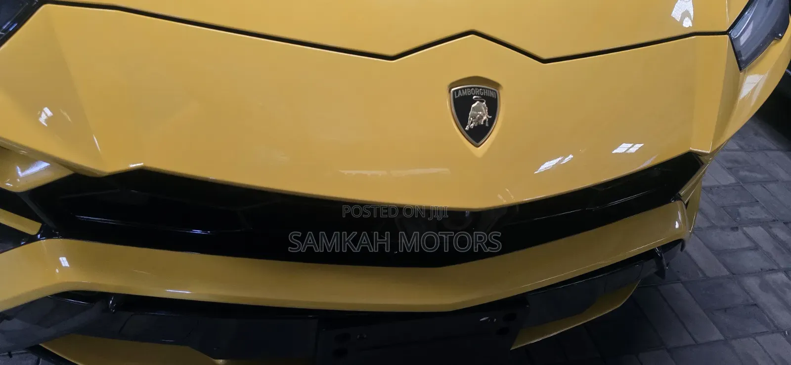 Lamborghini Urus 2024 Yellow
