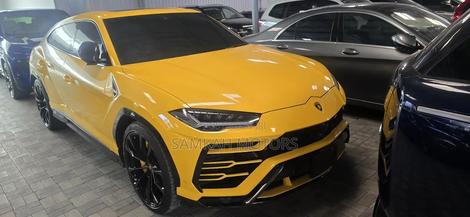Lamborghini Urus 2024 Yellow