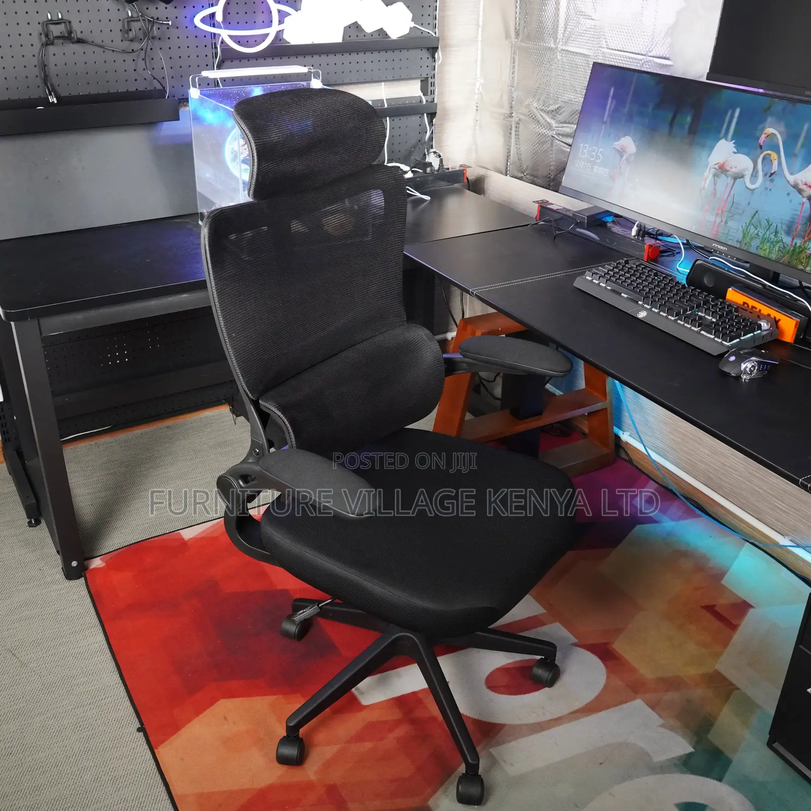 Ergonomic Adjustable Height Mesh Computer Chair