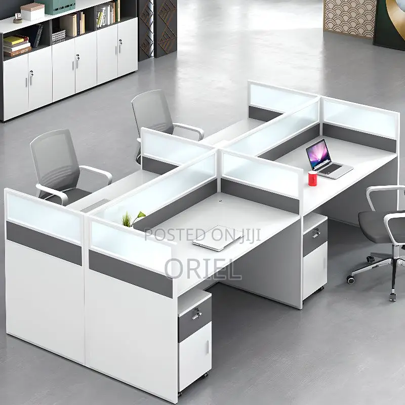 Office Desk : 4-Seater Office Working Workstation