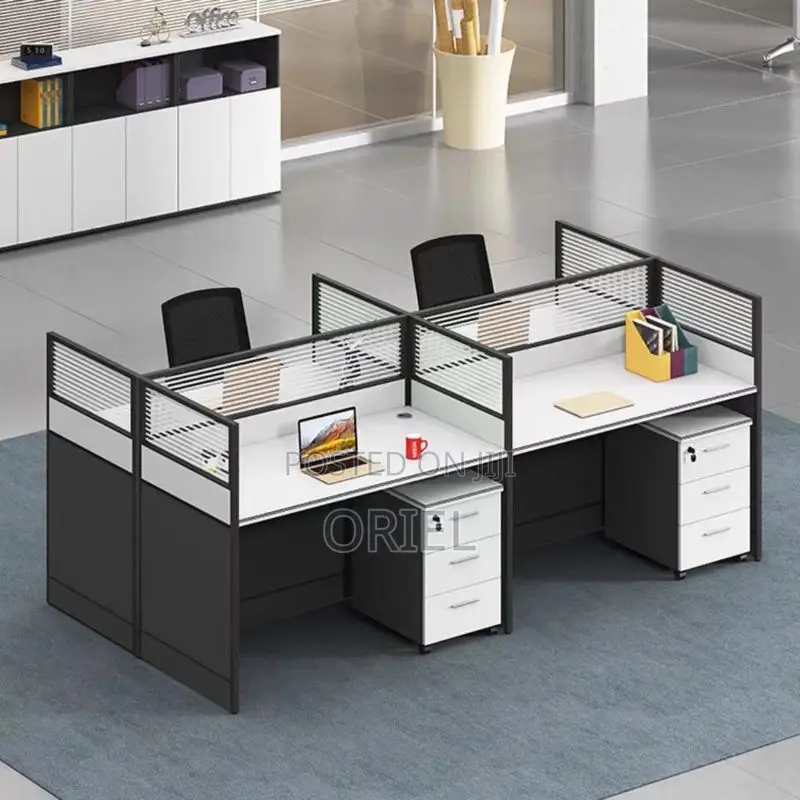 Office Desk : 4-Seater Office Working Workstation