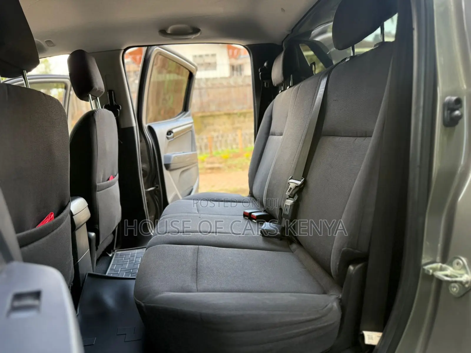 Isuzu D-MAX 2023 Gray
