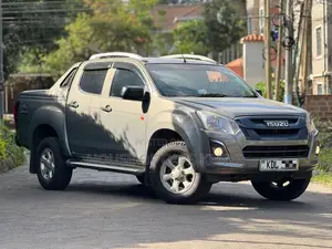 Isuzu D-MAX 2023 Gray