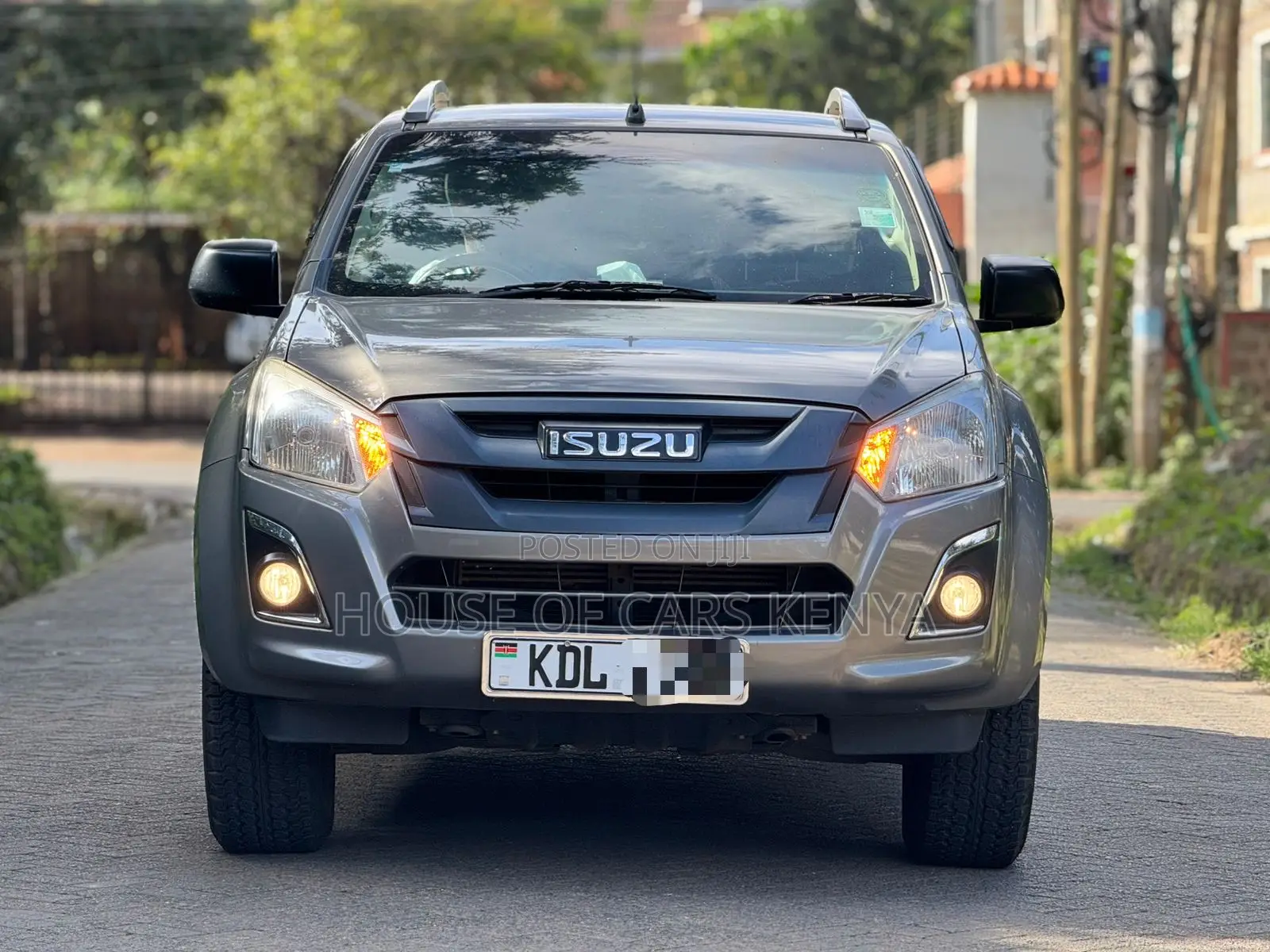 Isuzu D-MAX 2023 Gray