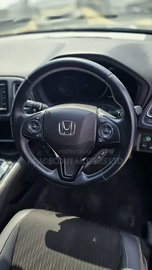 Honda Vezel 2020 Black