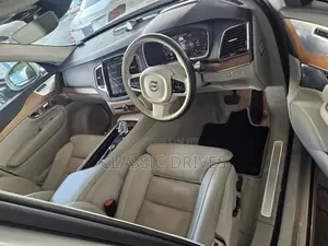 Volvo XC90 2020 White