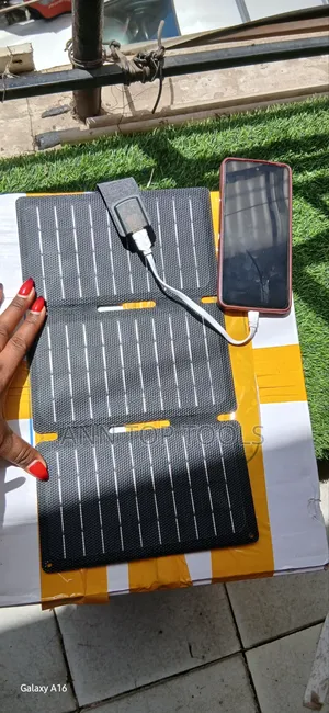 12 Watts Foldable Portable Solar