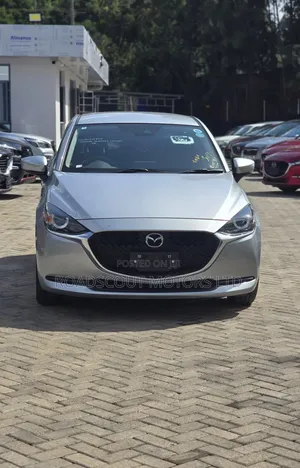 Mazda 2 2020 Silver
