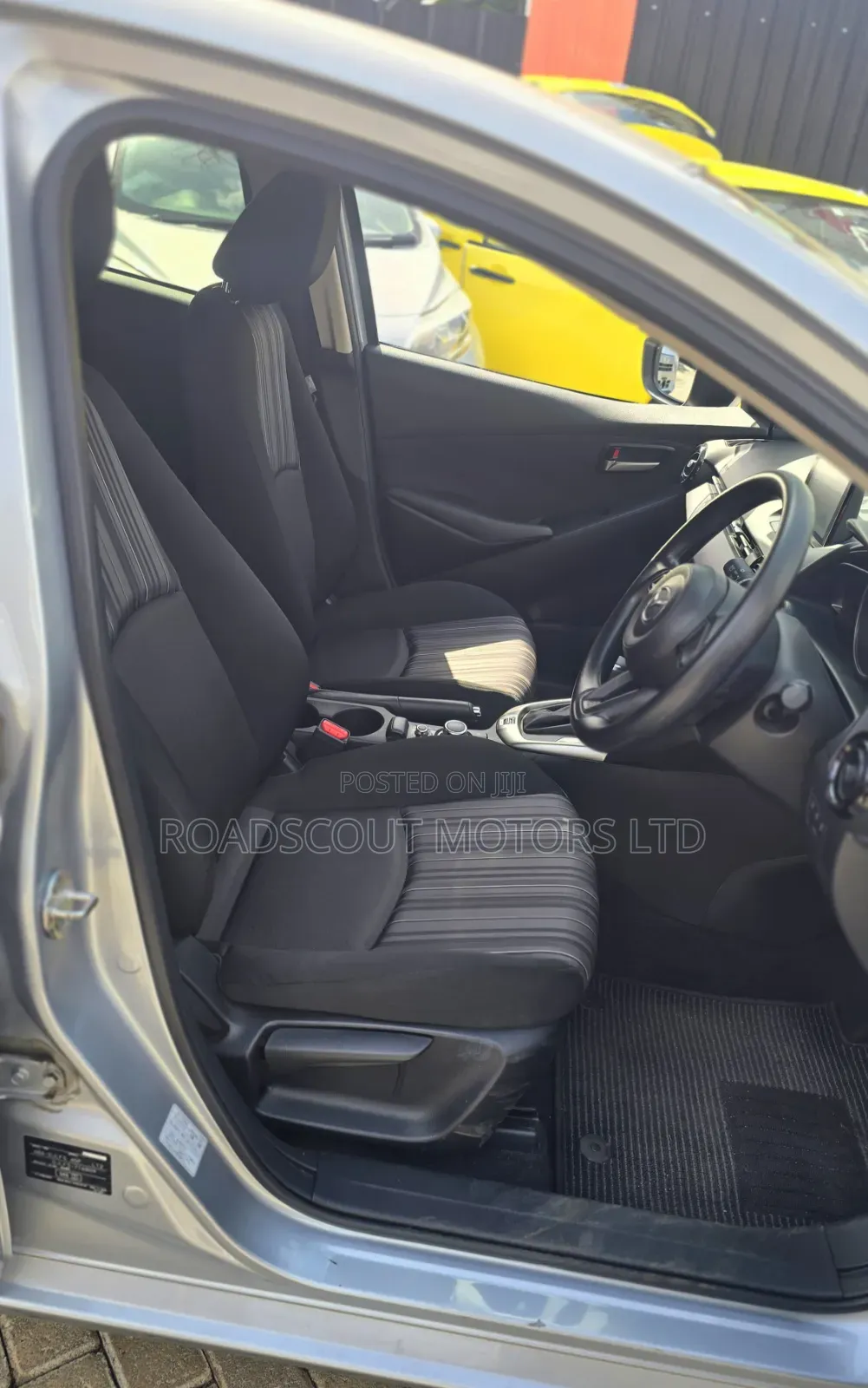 Mazda 2 2020 Silver