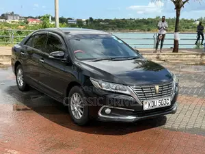 Toyota Premio 2018 Blue