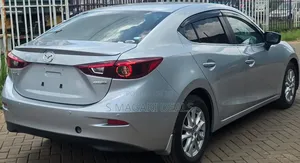 Mazda Axela 2018 Silver