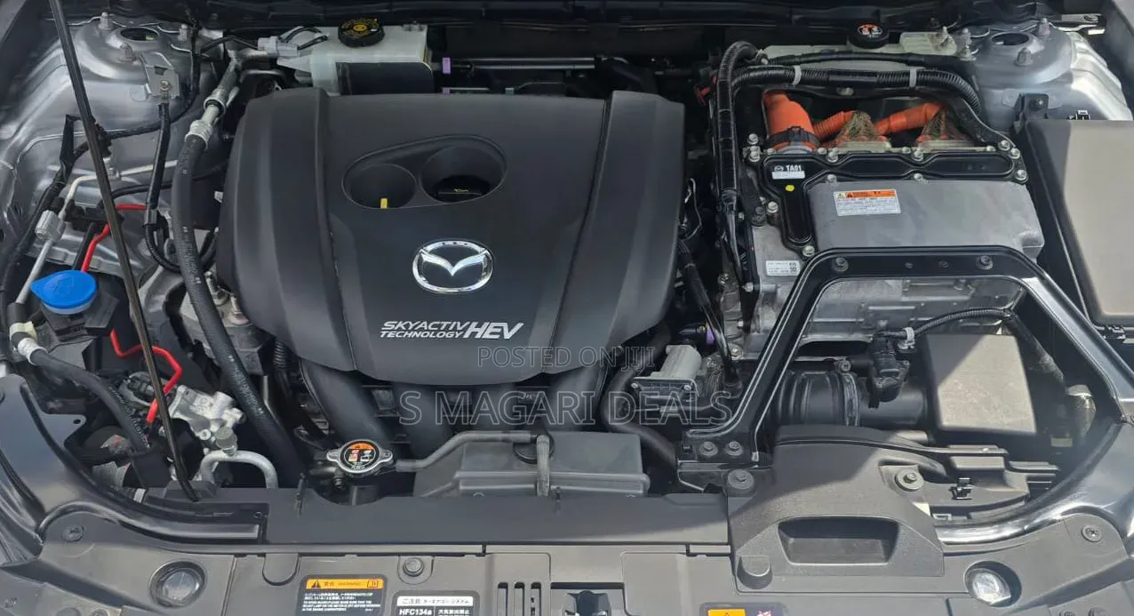 Mazda Axela 2018 Silver