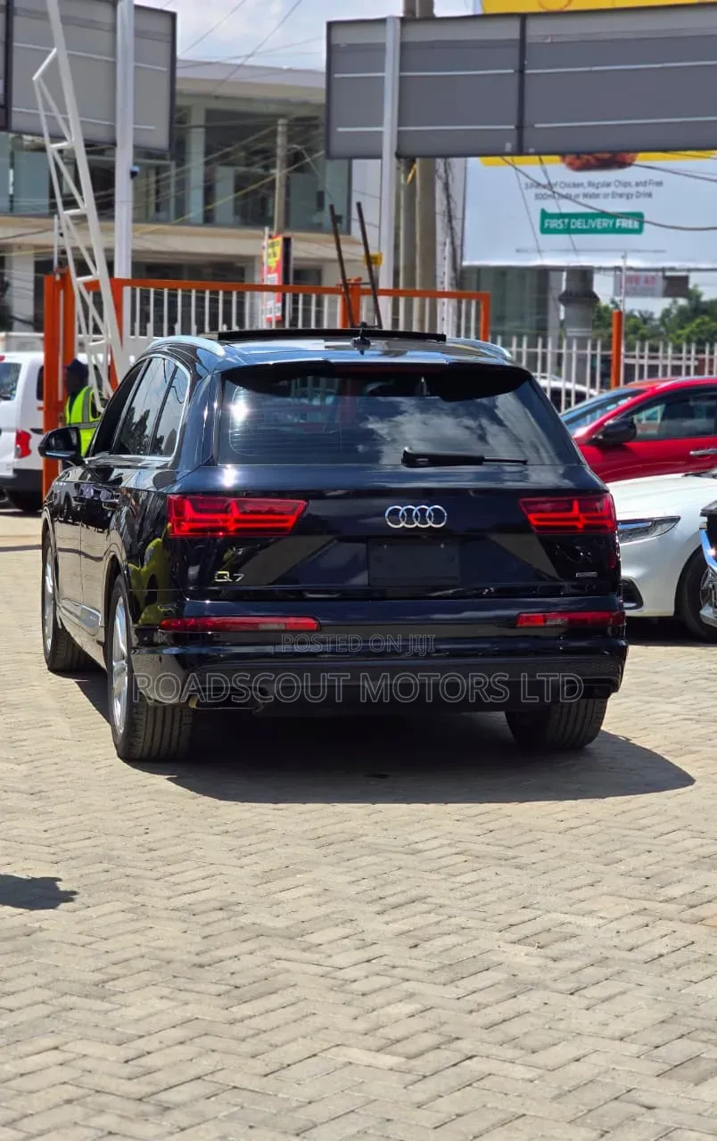 Audi Q7 2019 Black
