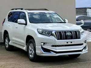 Toyota Land Cruiser Prado 2.8 2020 Off white