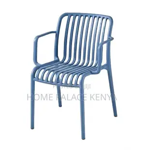 Dining Chair: Outdoor Stackable Pp Plastic Armrest Chair