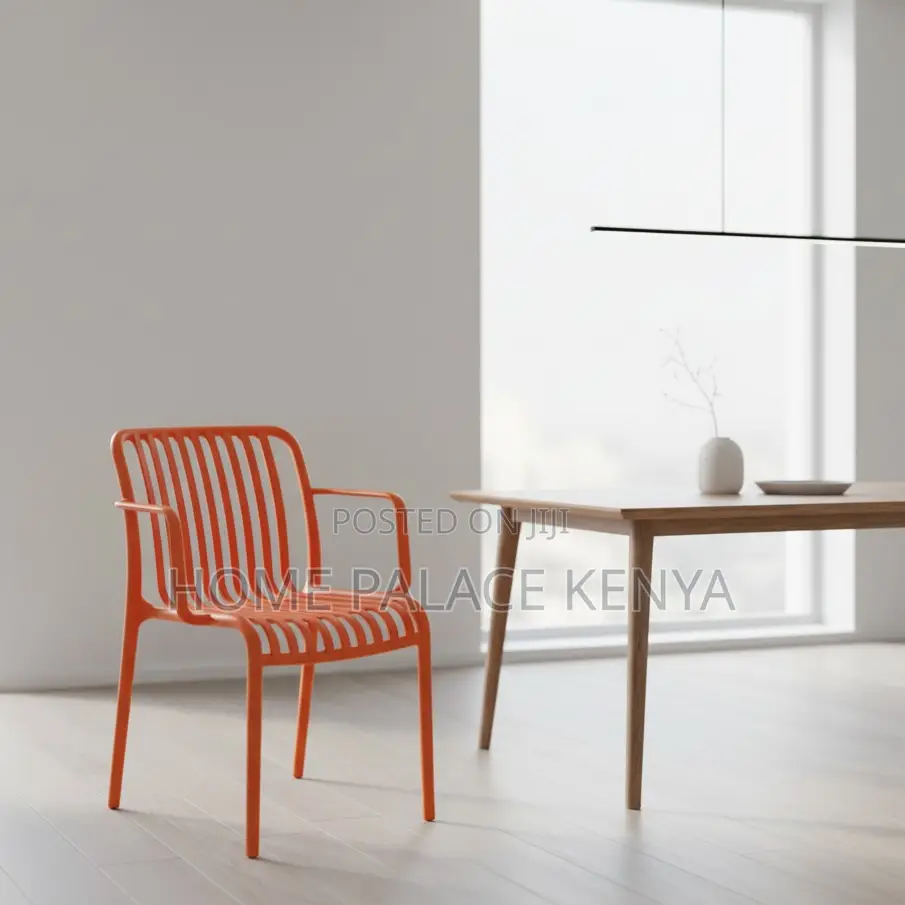 Dining Chair: Outdoor Stackable Pp Plastic Armrest Chair