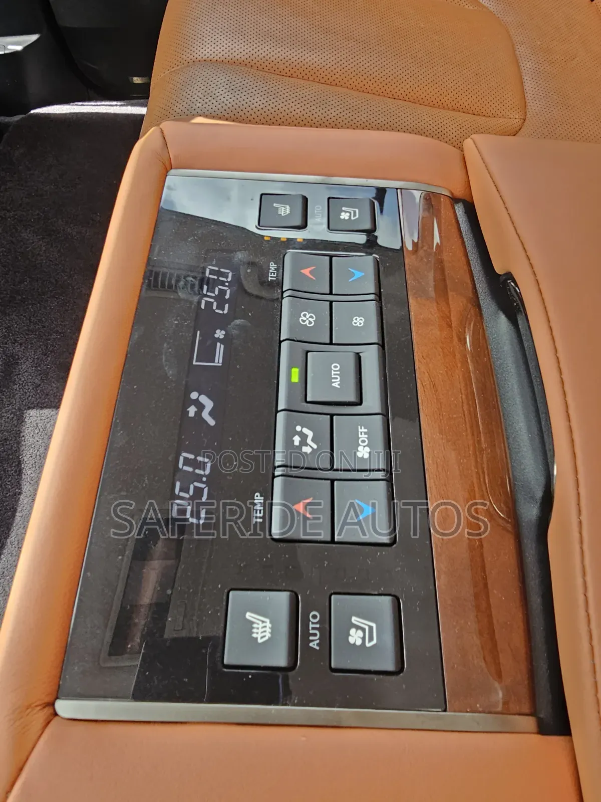 Lexus LX 2019 White