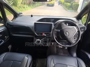 Toyota Noah 2018 Black