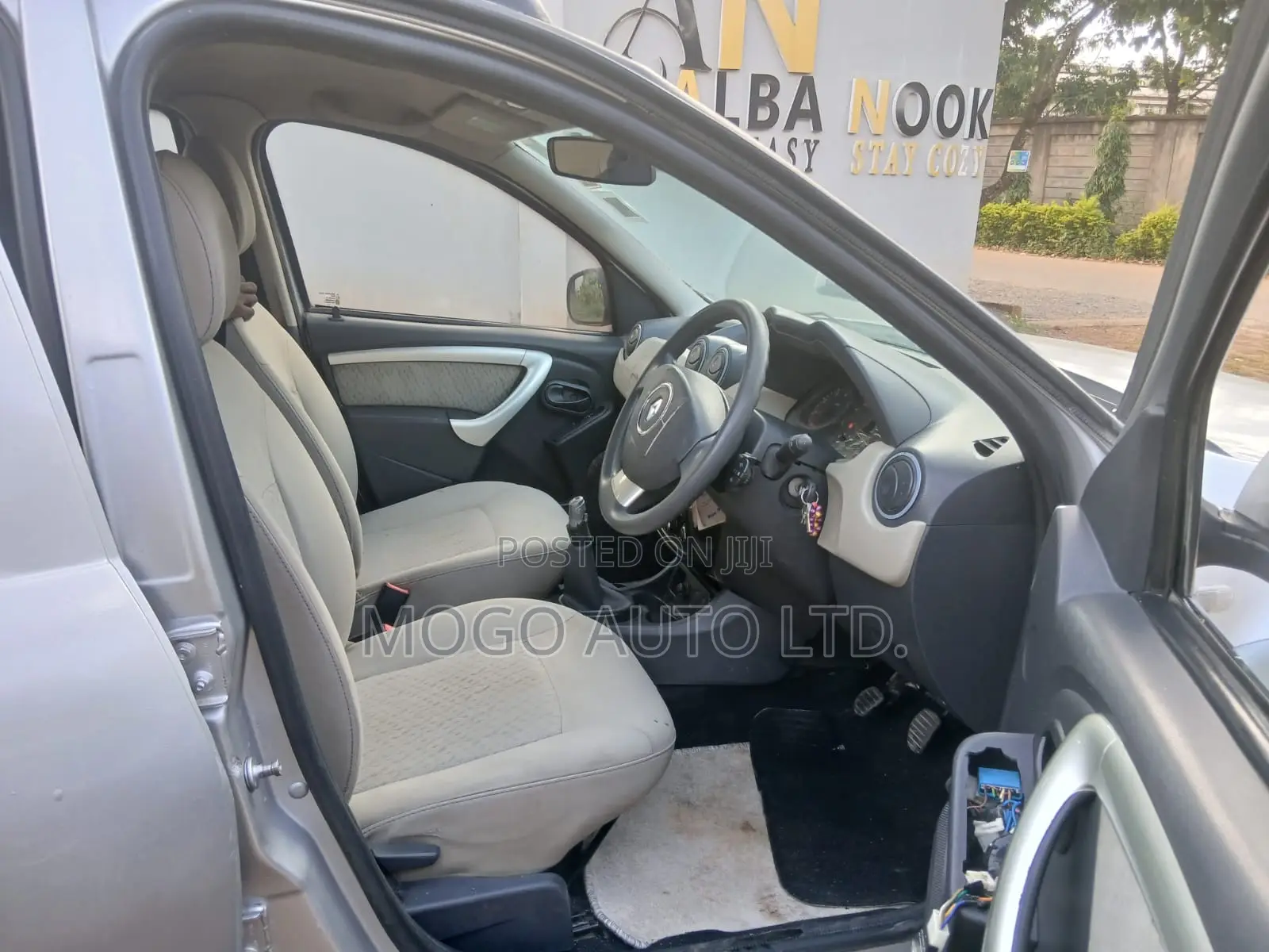 Renault Duster 2014 Silver