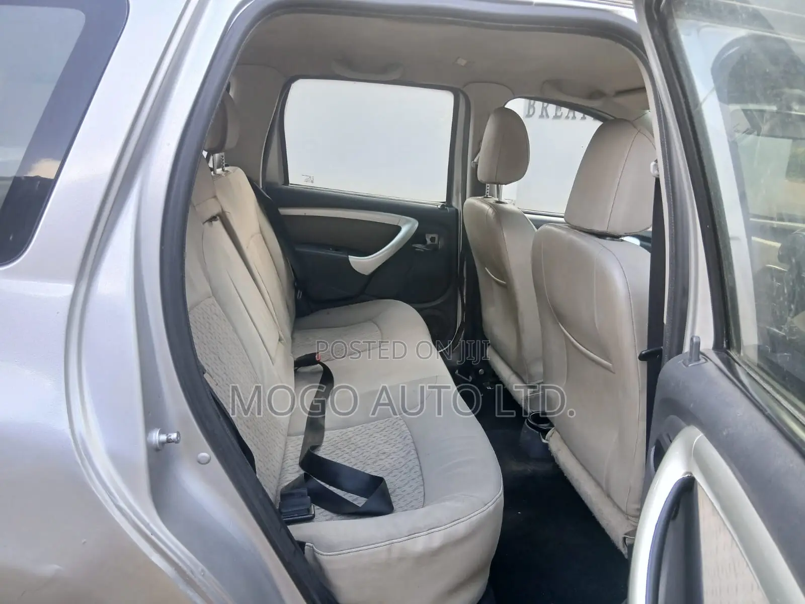 Renault Duster 2014 Silver