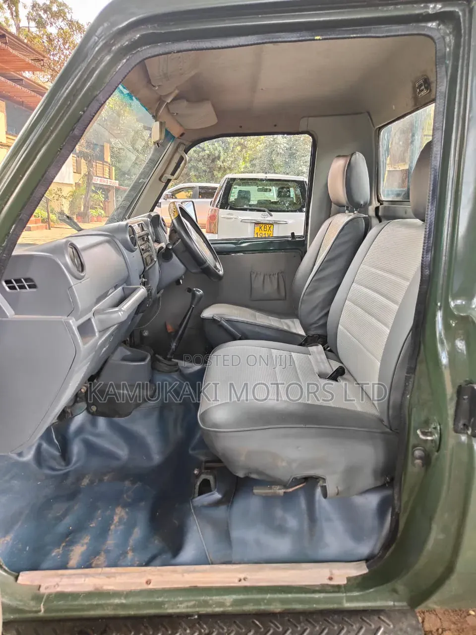 Toyota Land Cruiser 2010 Green