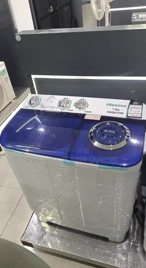 Hisense Twin Tub 7.5kg Machine.