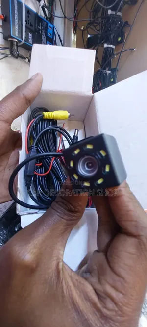 Rear Reverse Camera Kit With Night Vision Leds Eliminate Blind Spots