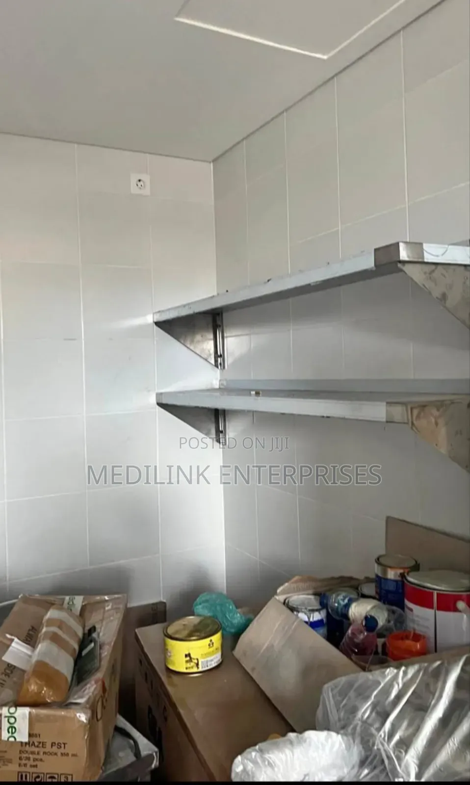 Customized Wall Storage Racks 4ft