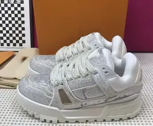 Luois Vuitton Max Trainers Glitters