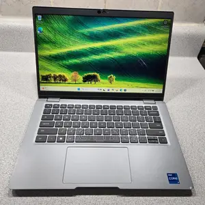 Laptop Dell Latitude 5320 16GB Intel Core i7 SSD 512GB