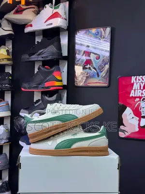 Puma Indoor "Frosted Ivory Vine Gum"