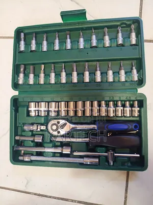 46 PCS Socket Wrench Tool Set