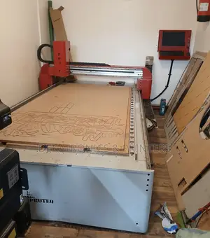 Slightly Used 1325 (4ft by 8) Wood Curving/Signage CNC Router Machine