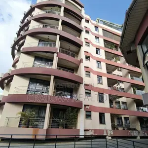 3bdrm Apartment in State House Area for rent