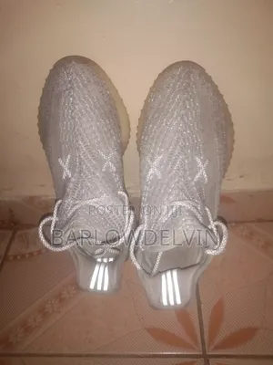 Sports Shoes