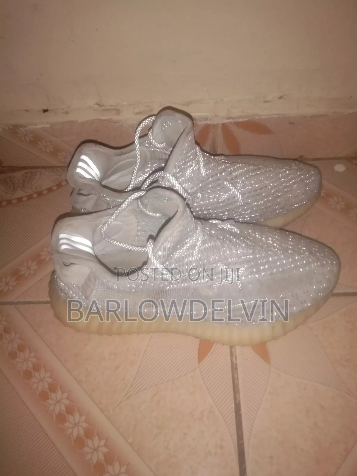 Sports Shoes