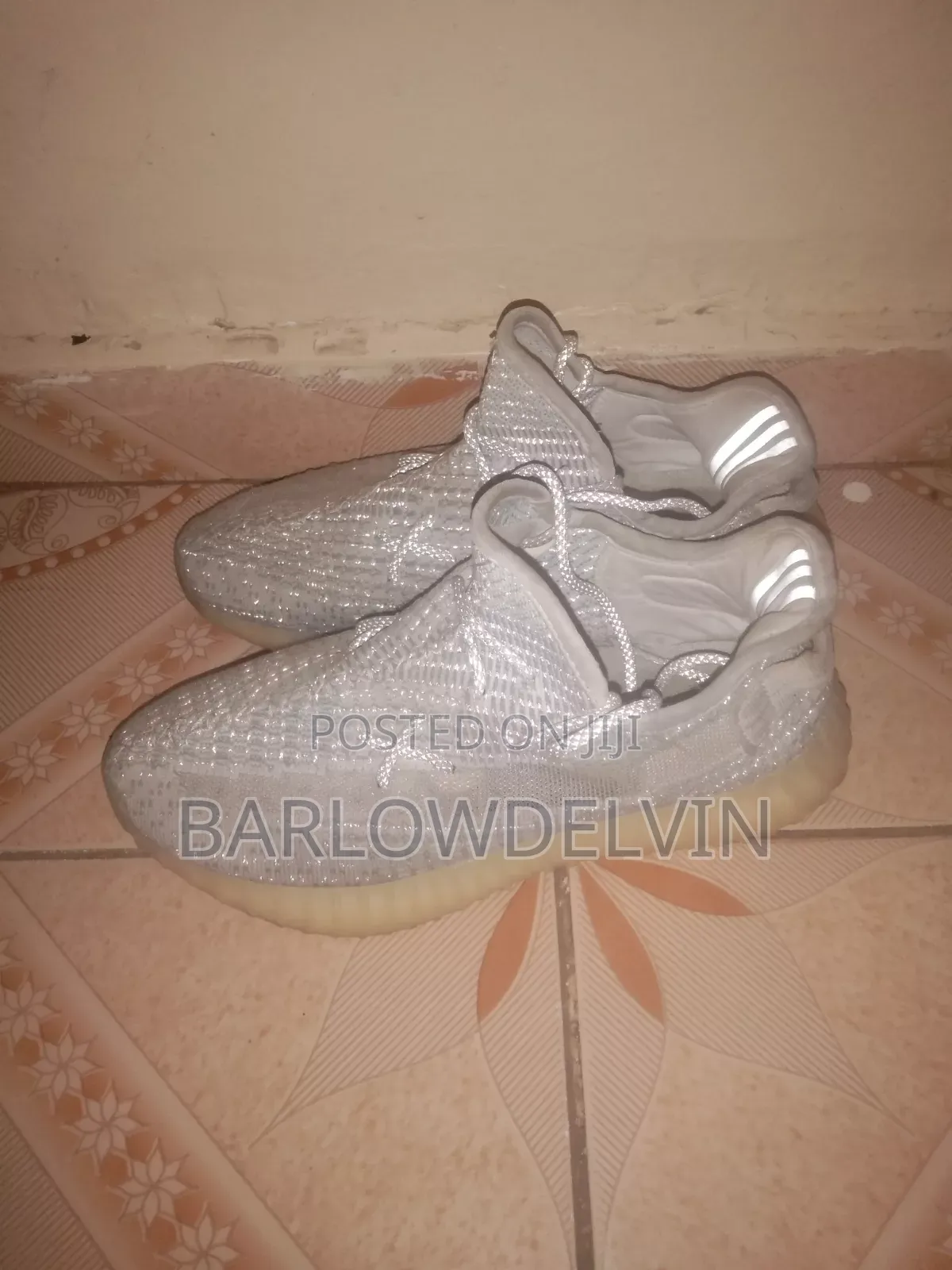 Sports Shoes