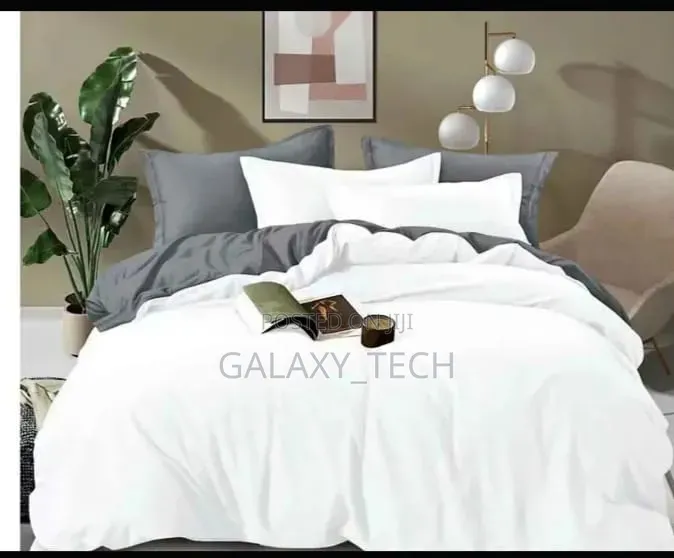 Double Sided Duvet Covers(1 Bedsheets, 4 Pillow Cases)