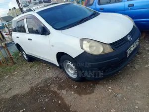 Nissan Advan 2014 White