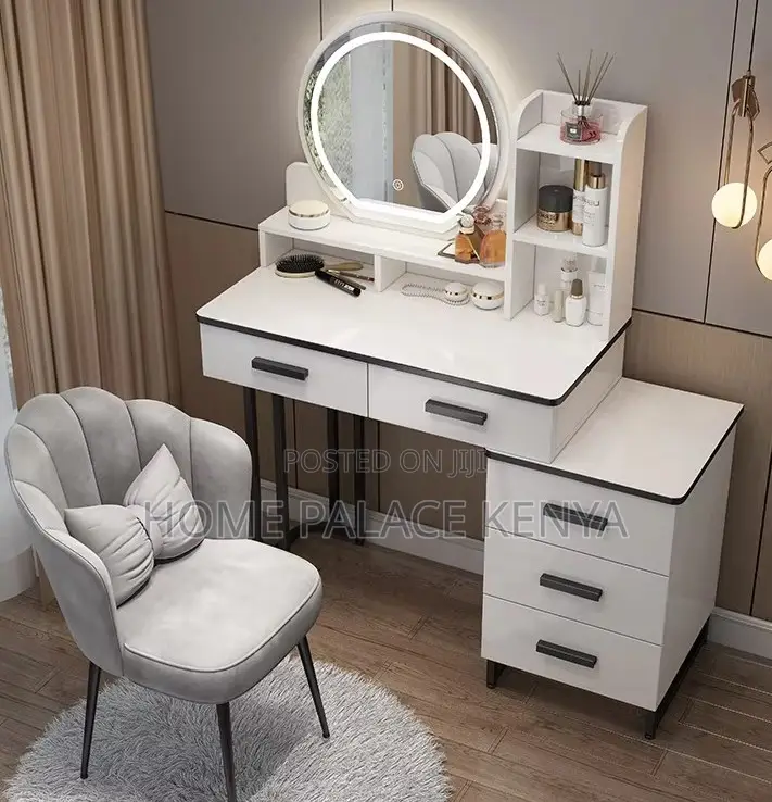 Dresser Table: Elegant Vanity Table With Led Mirror