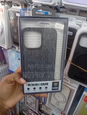 Fashion Case Carbon Fiber Phone Cover for an iPhone 15 Pro Max.