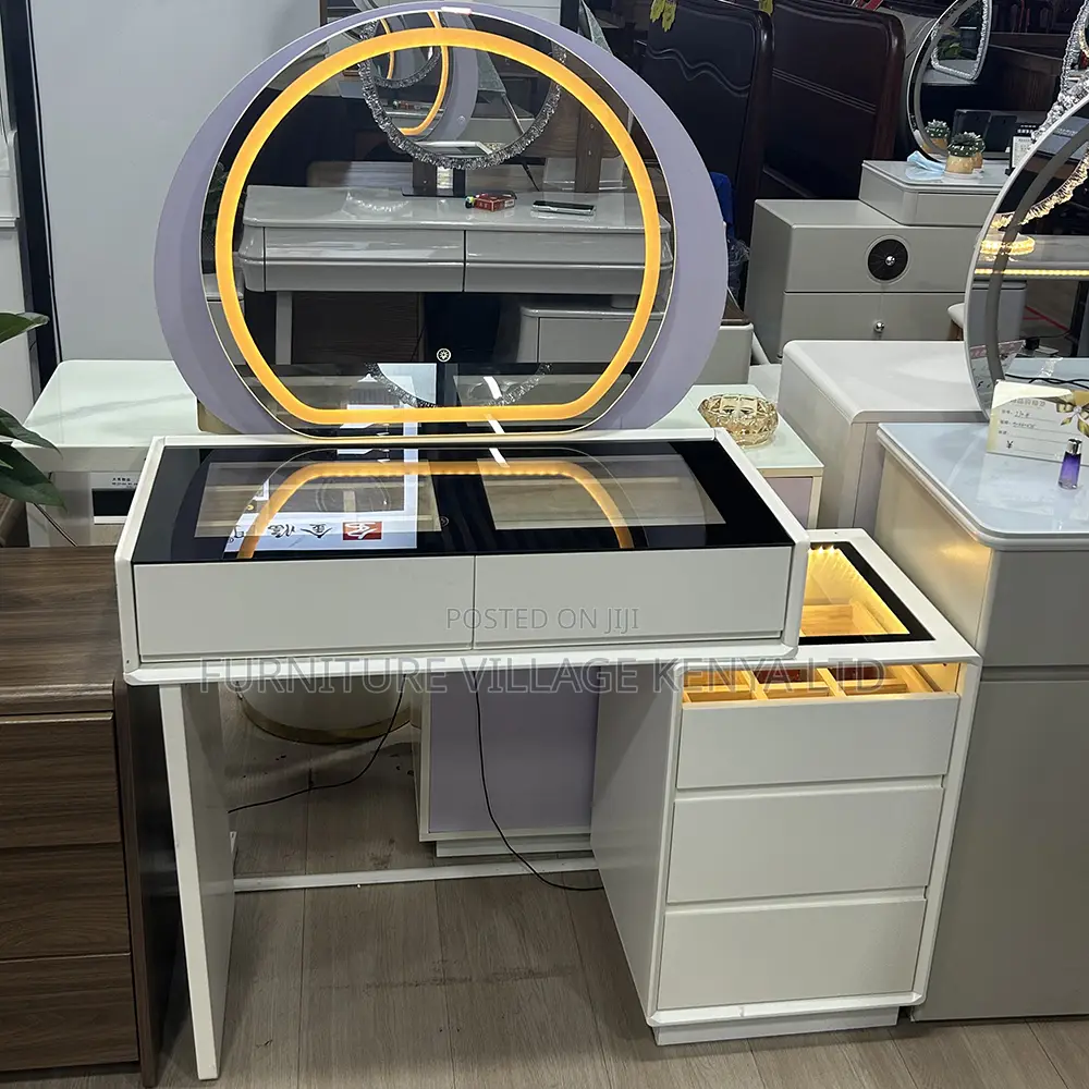 Creamy White Modern Vanity Make Up Table