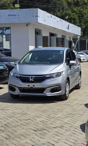Honda Fit 2019 Silver