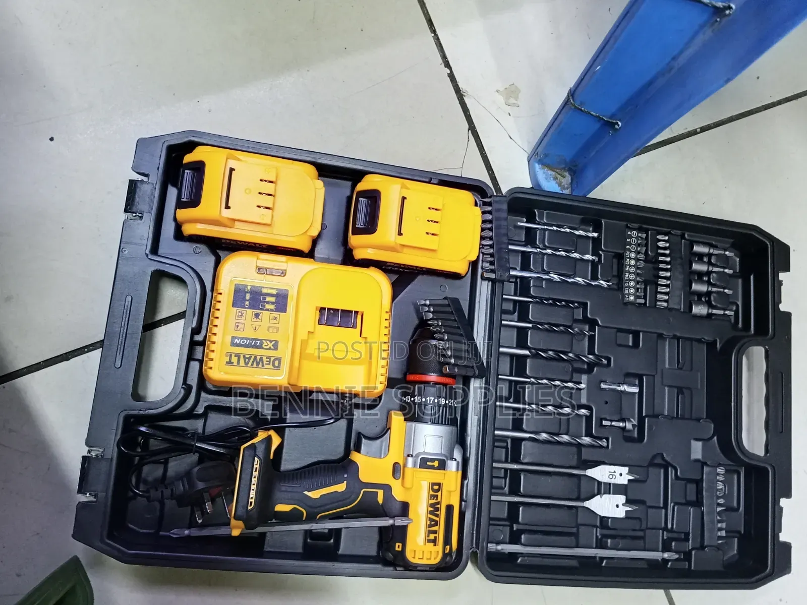 Rechargeable Dewalt Cordless Drill