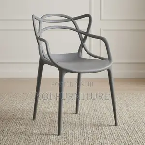 Dining Chair : Modern Gray Indoor-Outdoor Dining Seat