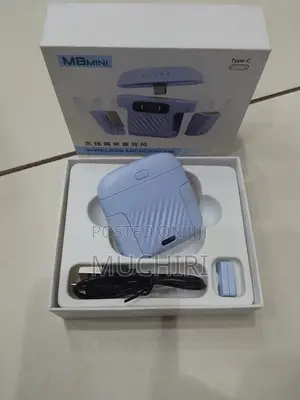M8 Mini Wireless Microphone